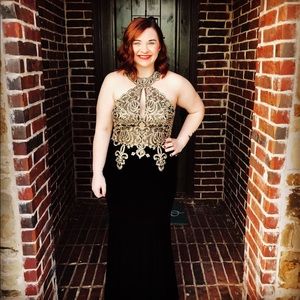 David’s bridal formal gown